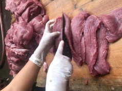 Giải Đáp: Thịt Trâu Gác Bếp Có Ăn Luôn Được Không?